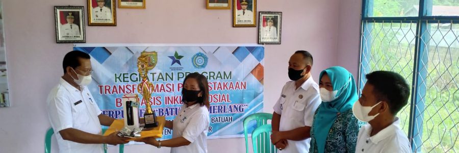 PERPUSTAKAAN BATUAH CEMERLANG TERIMA HADIAH