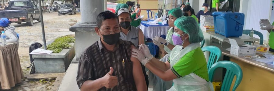 TERJUNKAN 5 DOKTER & 4 VAKSINATOR, RSUD TAMIANG LAYANG GELAR VAKSIN MASSAL