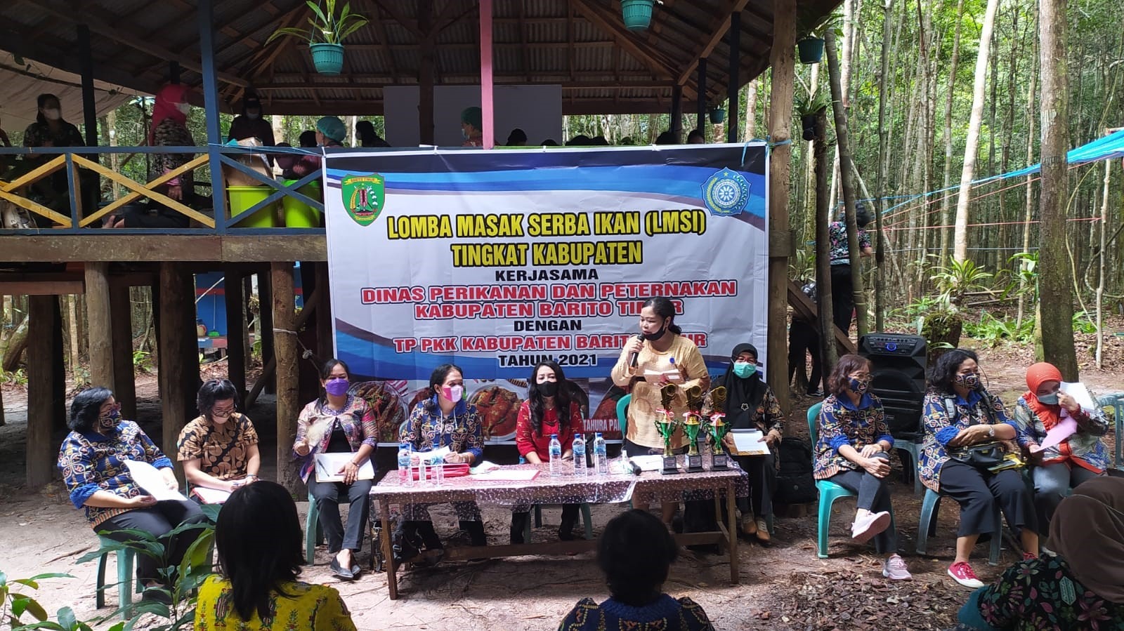 PERKENALKAN RAGAM PANGAN UNGGULAN LOKAL, DISKANAK & PKK BARTIM GELAR LOMBA MEMASAK SERBA IKAN