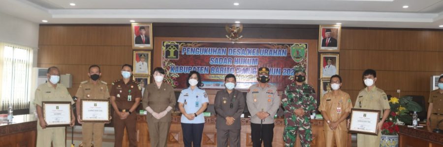 KELURAHAN TAMIANG LAYANG & DESA MARAGUT  DINILAI SADAR HUKUM, BUPATI BARTIM: INI PENGHARGAAN & KEBANGGAAN TAK TERNILAI HARGANYA