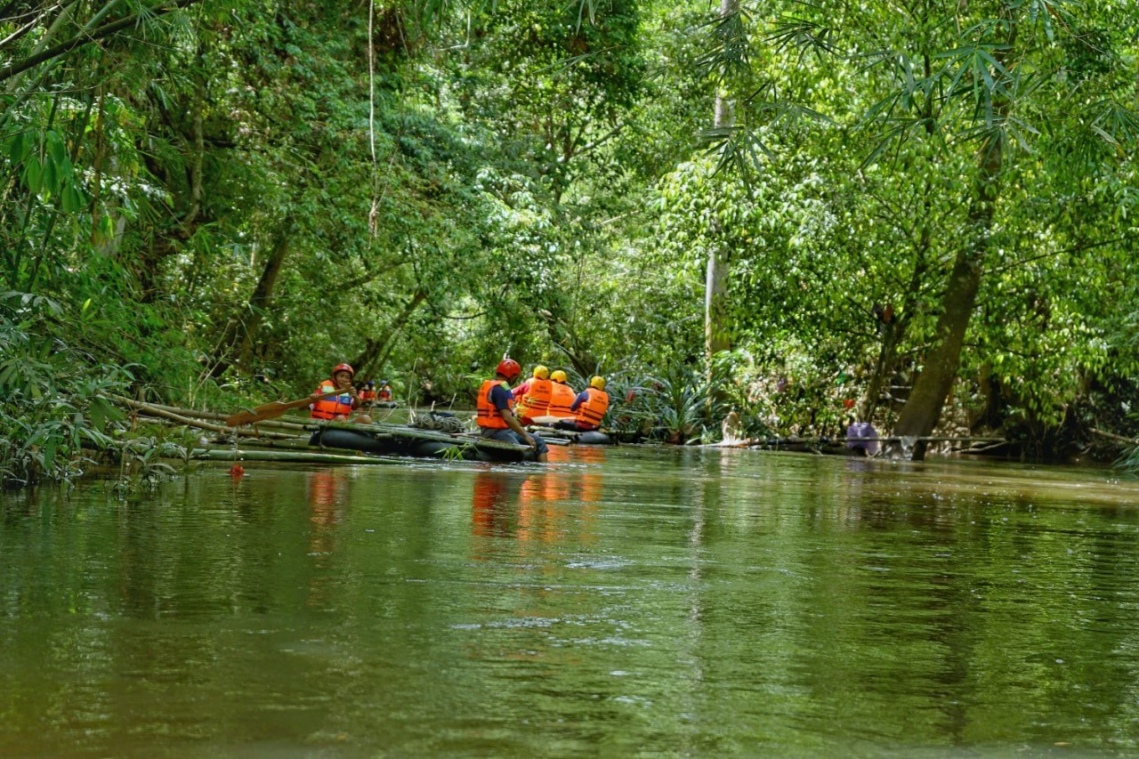 KEINDAHAN ALAM SUNGAI SIRAU HARUS DIKETAHUI & DIRASAKAN PUBLIK