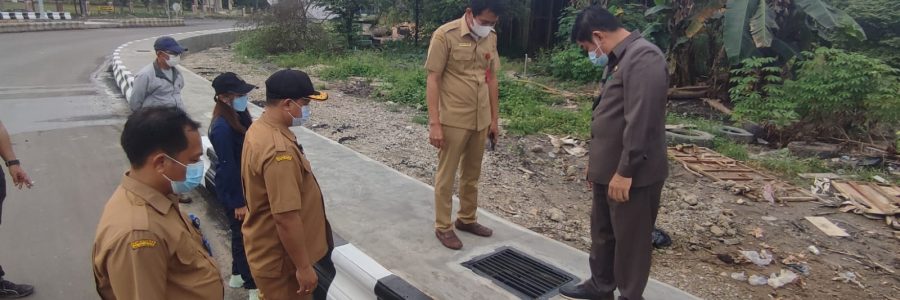 BUPATI BARTIM NILAI KEMAJUAN PEMBANGUNAN BUNDARAN & TUGU GUNUNG PERAK SUDAH BAIK