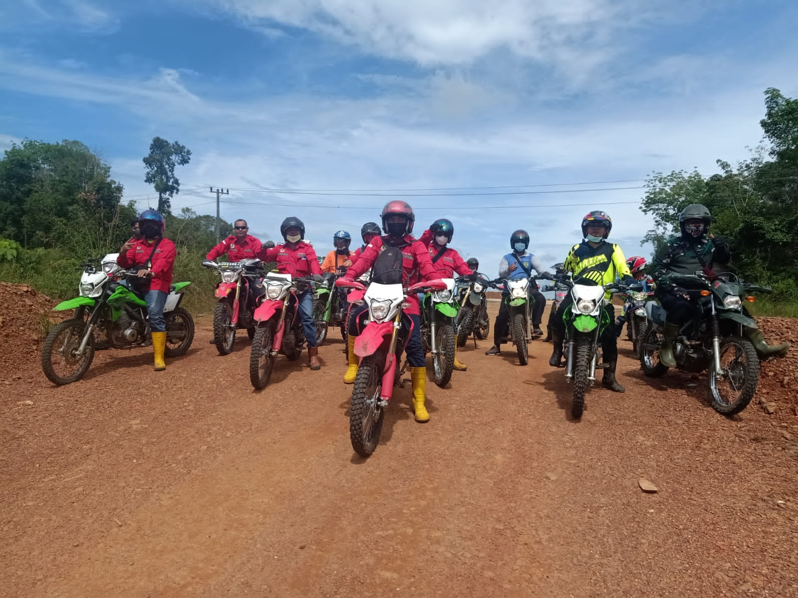 BUPATI BARTIM  CEK PERSIAPAN PEMBUATAN JALAN ANTAR DESA DI PATANGKEP TUTUI