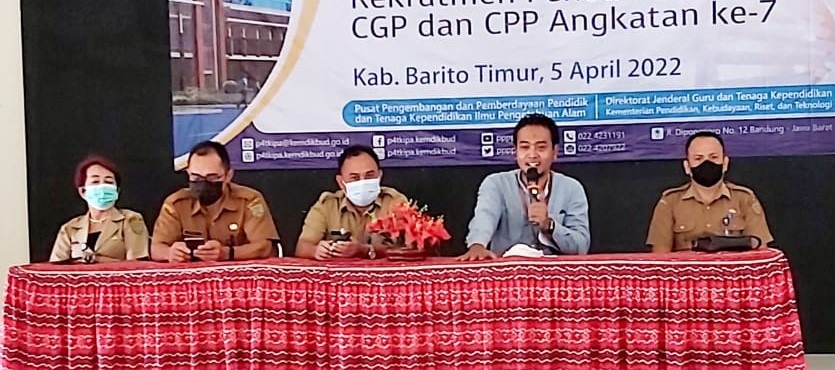 DINAS PENDIDIKAN BEKERJASAMA DENGAN P4TK IPA BANDUNG  LAKSANAKAN COACHING CLINIC CALON PESERTA GURU PENGGERAK ANGKATAN 7