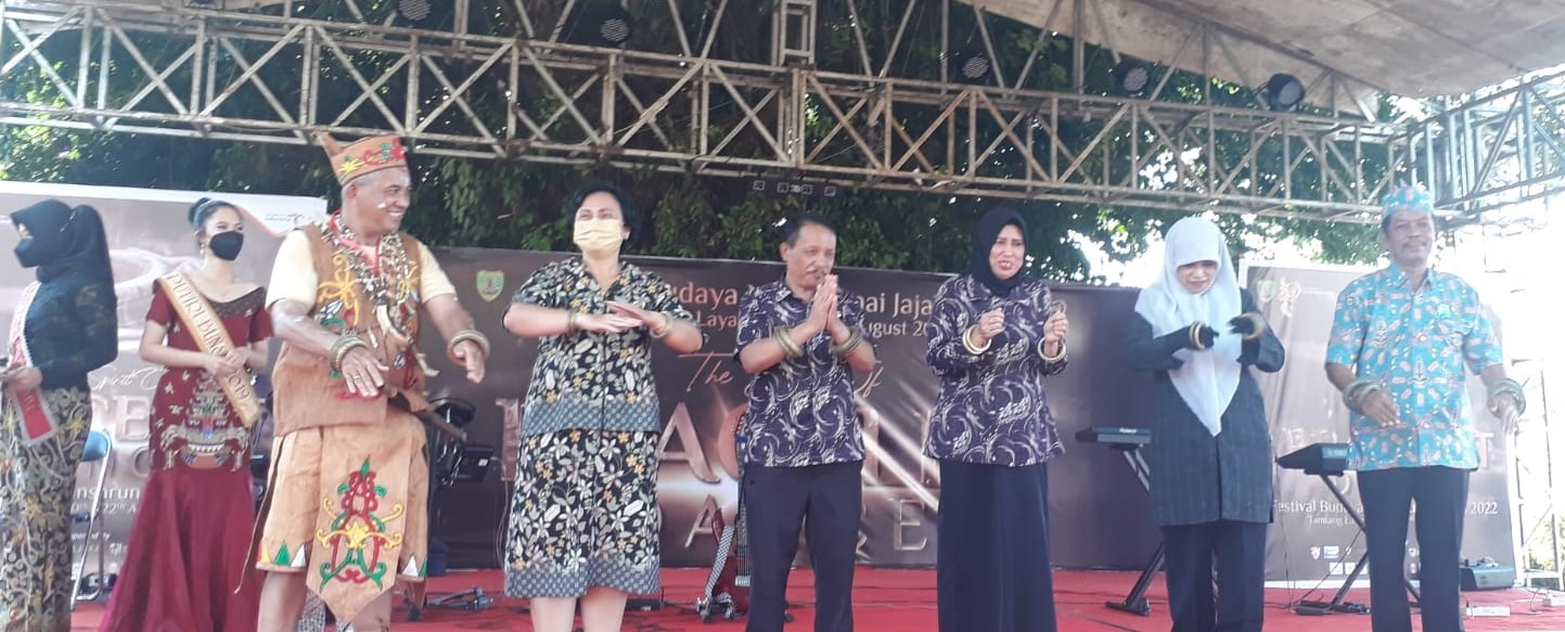 SENI & BUDAYA DAERAH MAMPU BENTENGI GENERASI PENERUS DARI PENGARUH BUDAYA NEGATIF