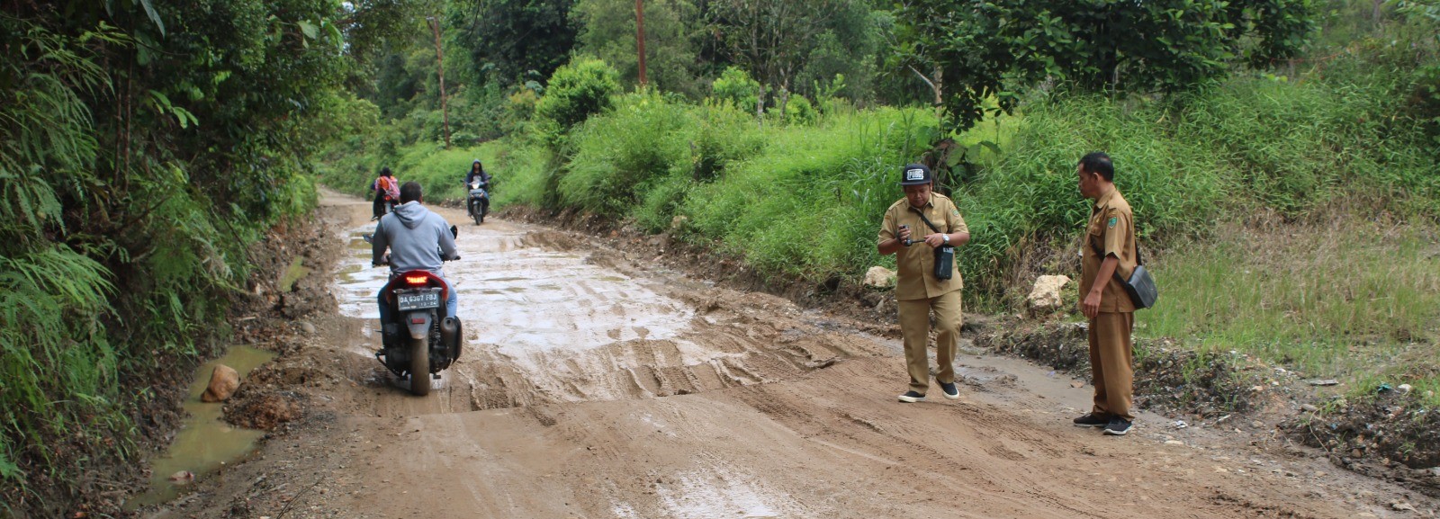 PENGASPALAN JALAN DESA MURUTUWU SUDAH DIUSULKAN DIMUSRENBANG TINGKAT KABUPATEN